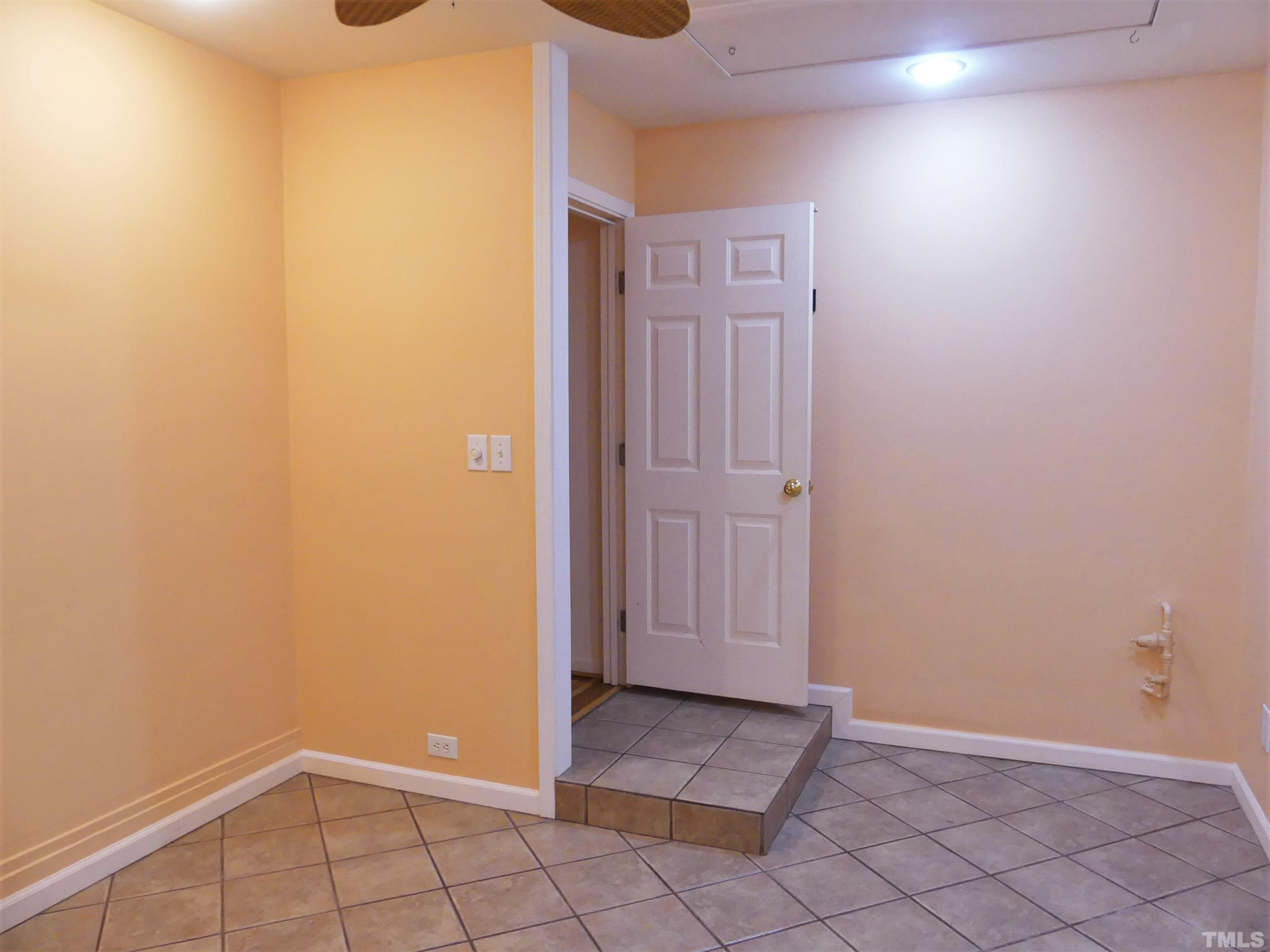 5204 Blakeley Lane Raleigh, NC 27613 - Photo 22 of 28