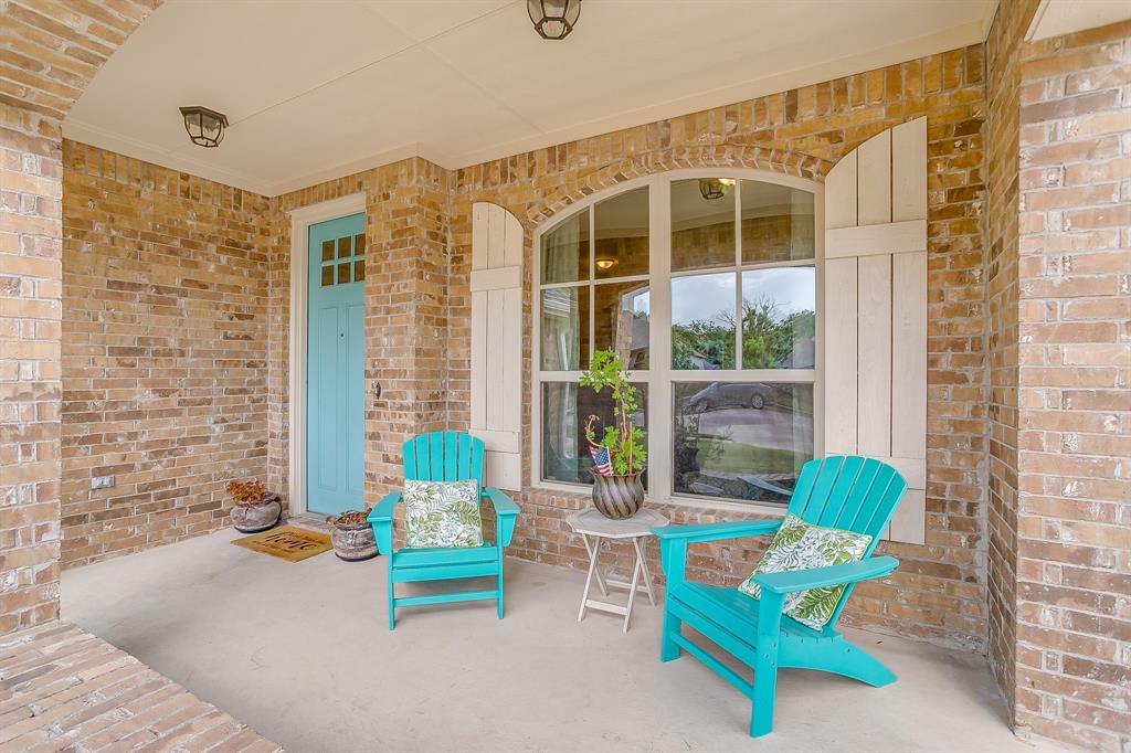 416 Bluffside Trail Benbrook, TX 76126 - Photo 4 of 40