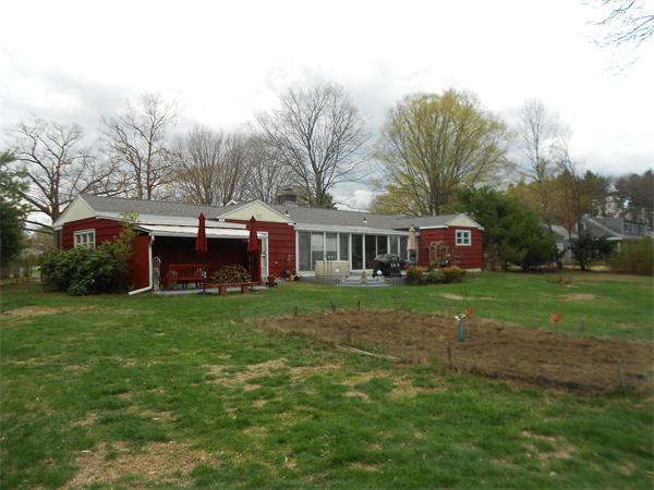 1 Ranch Avenue Easthampton, MA 01027 - Photo 2 of 30 Gallery Image 2
