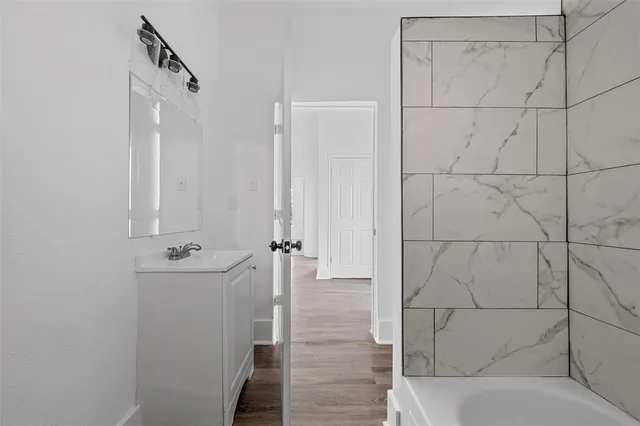 a bathroom with a bathtub