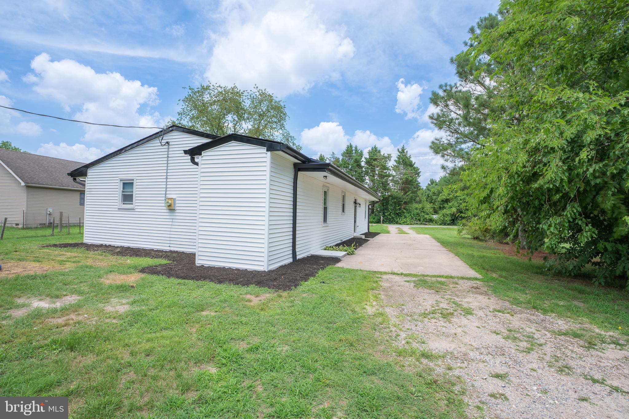 9010 Elks Road Seaford, DE 19973 - Photo 25 of 33 Charming home with spacious yard.