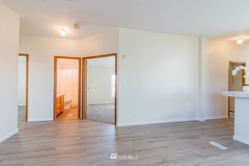 4972 Rd F Northeast Moses Lake, WA 98837 - Photo 16 of 21 Gallery Image 16