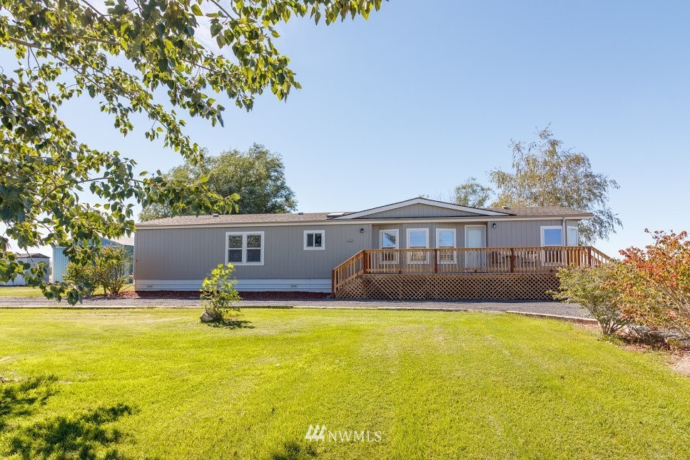 4972 Rd F Northeast Moses Lake, WA 98837 - Photo 9 of 21 Gallery Image 9