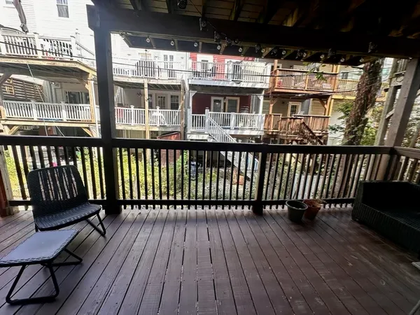 $3,250 | 474 East 7th Street, Unit 1, Boston, MA 02127