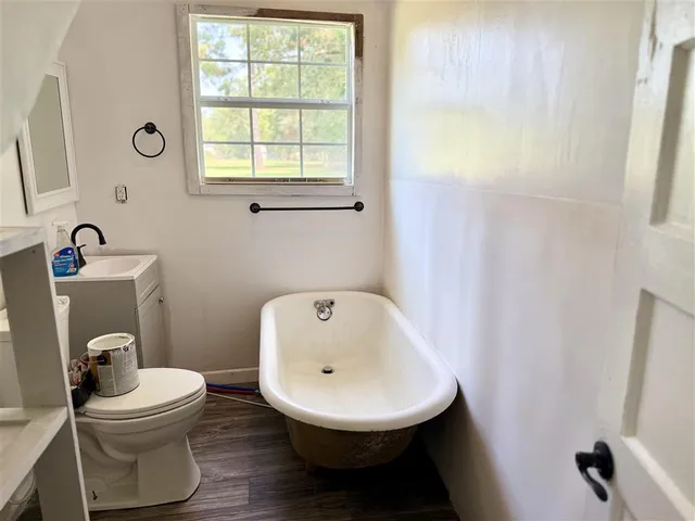 $1,100 | 1815 North Church Street, Jennings, LA 70546