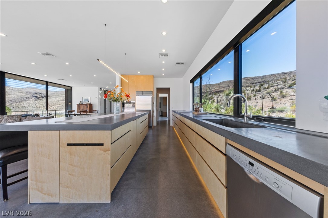 59 Arroyo Road Blue Diamond, NV 89004 - Photo 13 of 96 kitchen