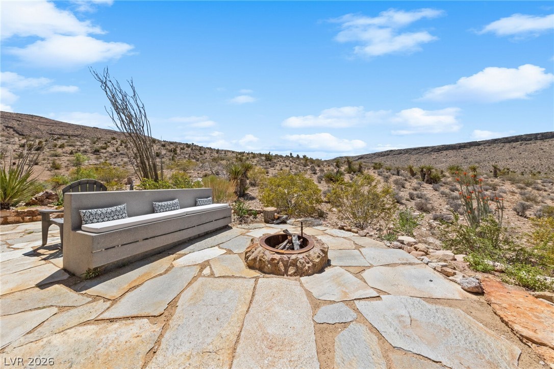 59 Arroyo Road Blue Diamond, NV 89004 - Photo 65 of 96 firepit