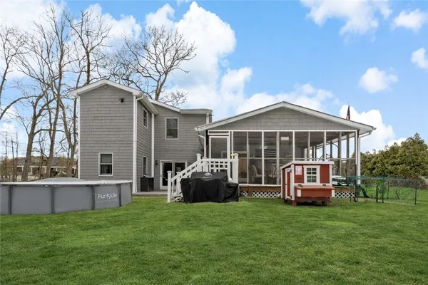 $549,900 | 702 Arcade Avenue, Seekonk, MA 02771