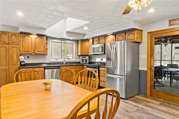 $549,900 | 702 Arcade Avenue, Seekonk, MA 02771
