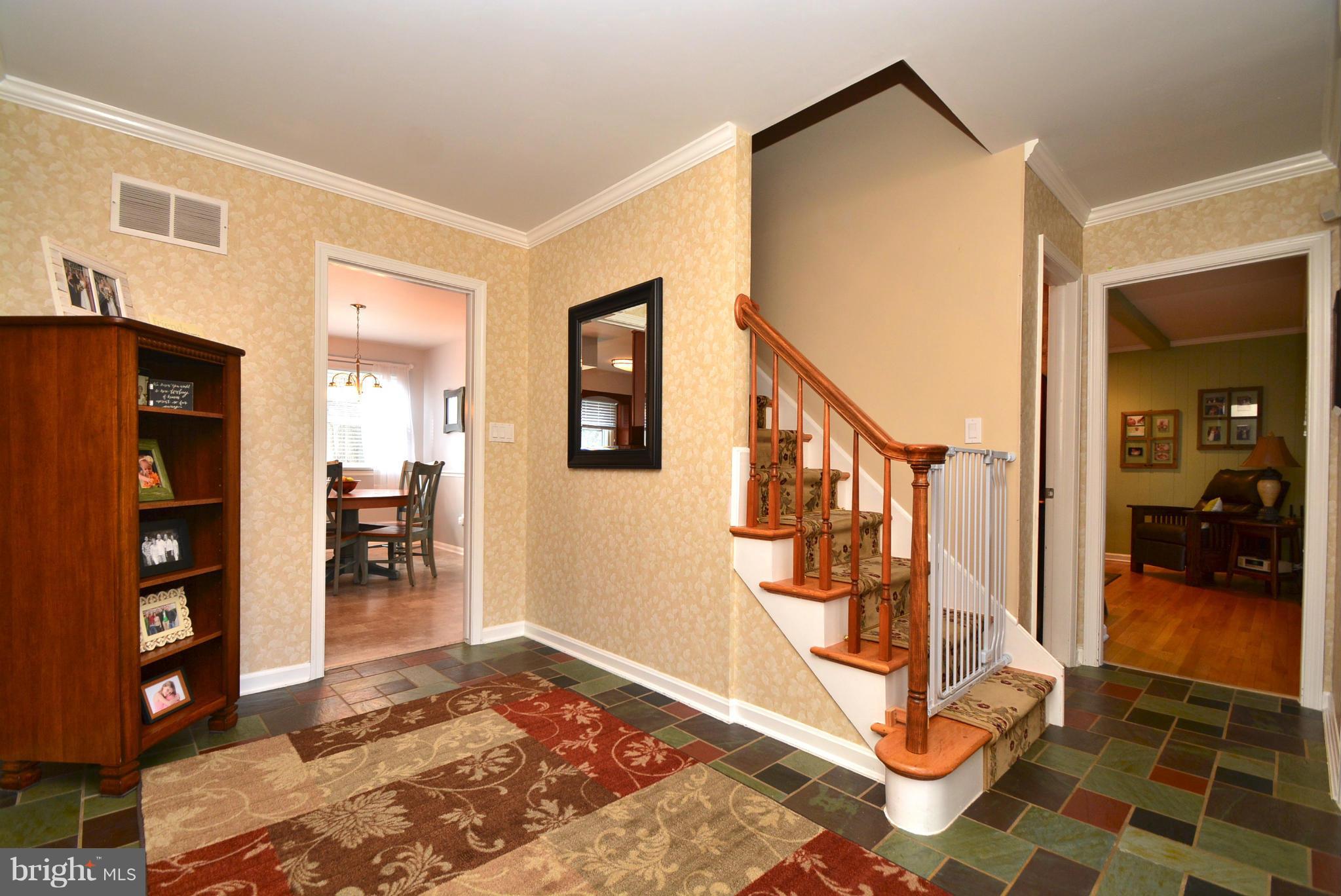 Spacious Foyer