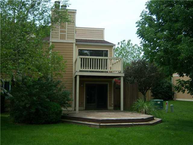 641 Cobblestone Road, Unit 2711 Avon, IN 46123 - Photo 2 of 2 Gallery Image 2