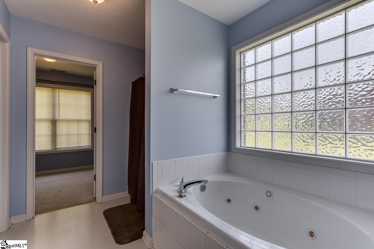337 West Autumn Ridge Road Moore, SC 29369 - Photo 18 of 31 Gallery Image 18