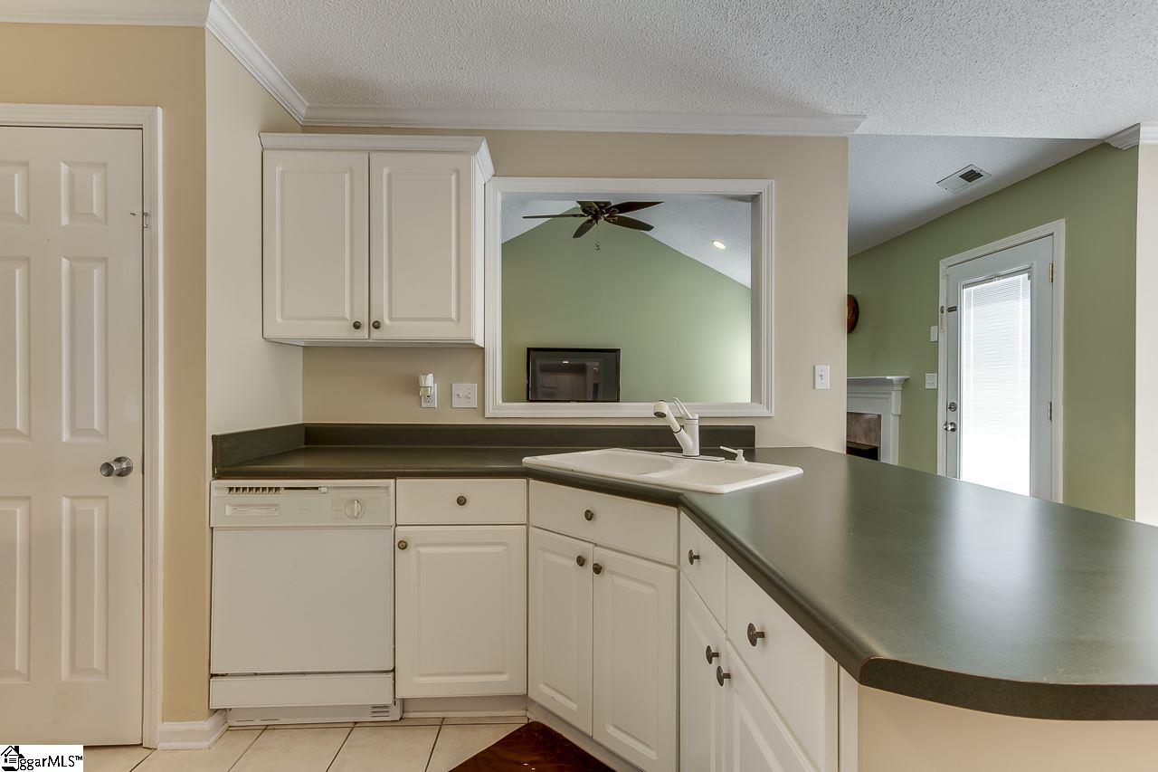 337 West Autumn Ridge Road Moore, SC 29369 - Photo 9 of 31 Gallery Image 9
