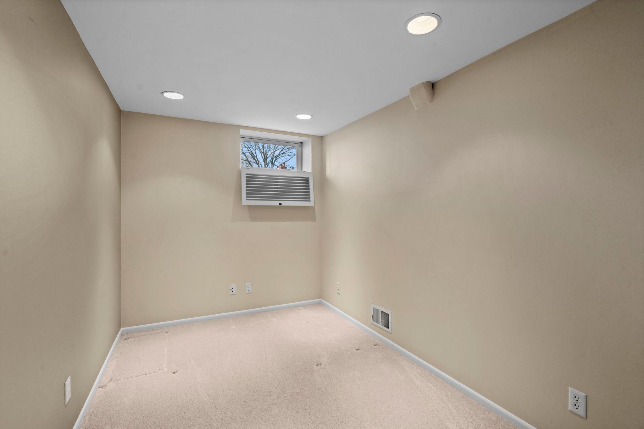 810 River Lane Anoka, MN 55303 - Photo 28 of 53