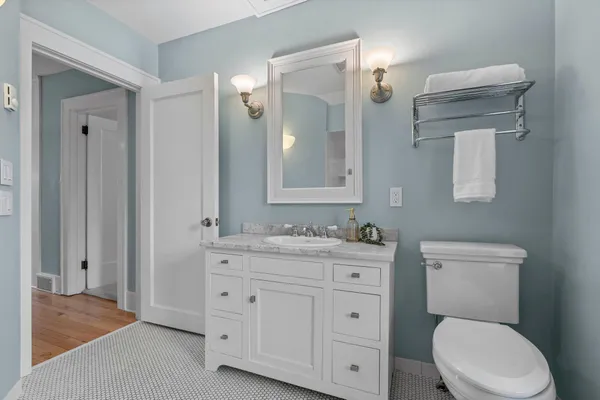 $649,900 | 810 River Lane, Anoka, MN 55303