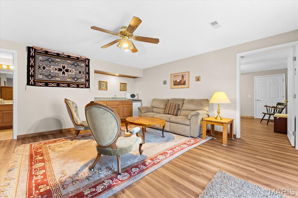 1063 Oxford Hill Road O'Fallon, IL 62269 - Photo 30 of 60