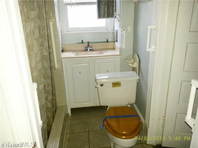1904 Springs Road Mount Airy, NC 27030 - Photo 11 of 12 Bath.