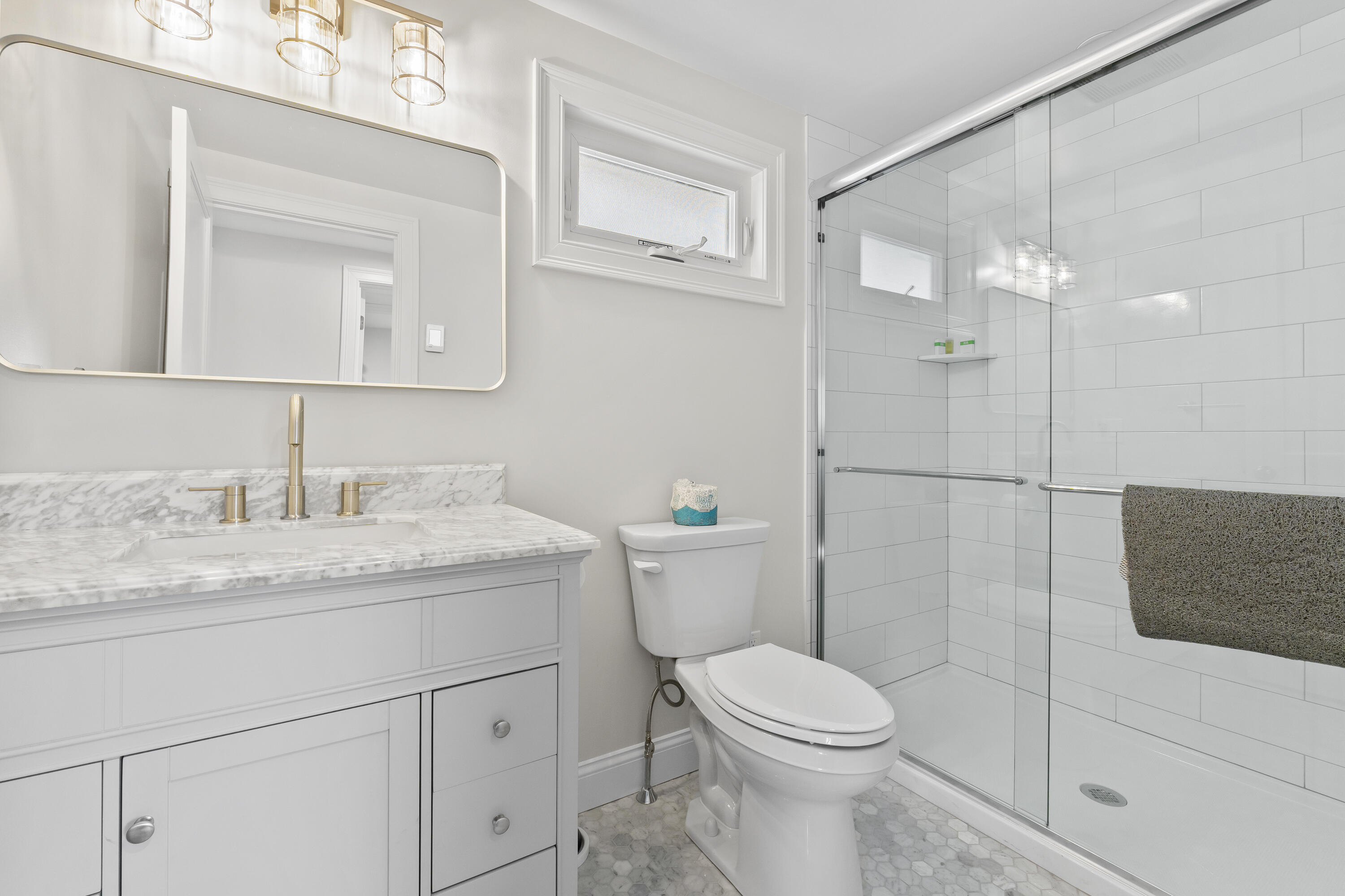 117 Perkins Cove Road Ogunquit, ME 03907 - Photo 17 of 57 Level; 2 Bath
