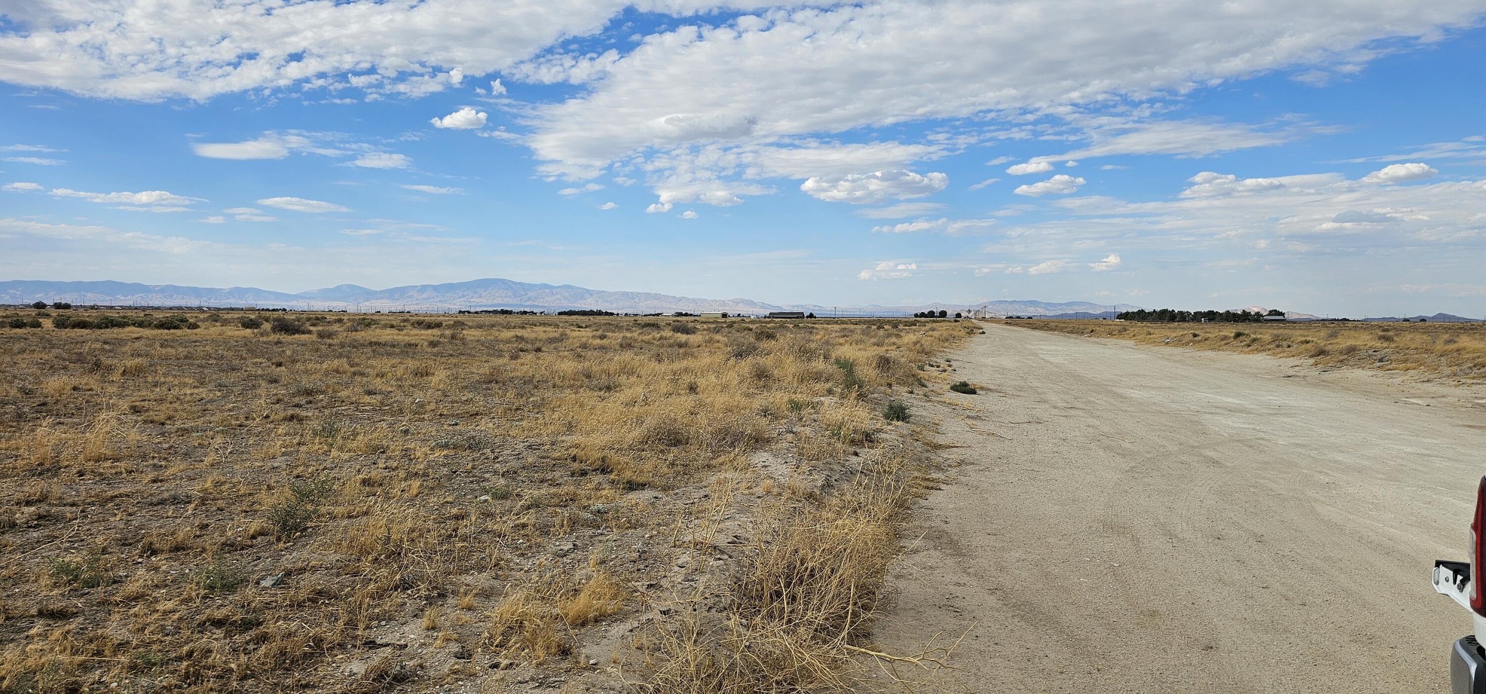 80th Street West Lancaster, CA 93536 - Photo 3 of 4 20241004_154826