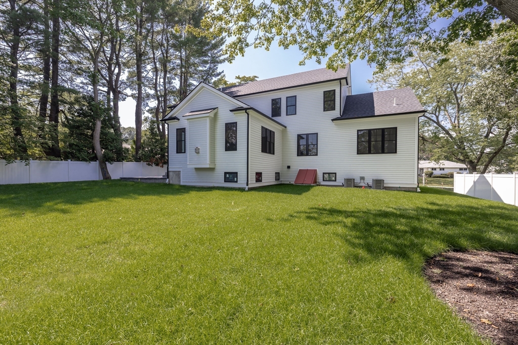 5 Bradford Road Natick, MA 01760 - Photo 37 of 42 Gallery Image 37