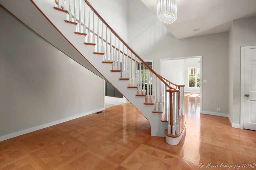 96 Castlemere Place North Andover, MA 01845 - Photo 3 of 37