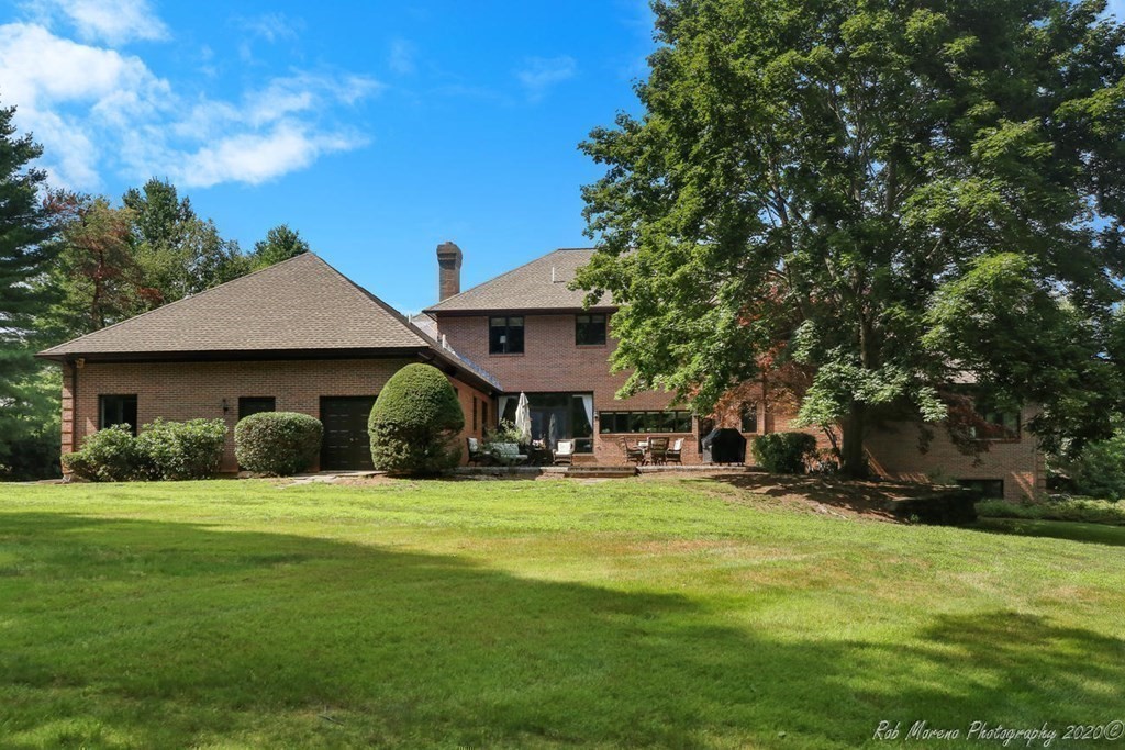 96 Castlemere Place North Andover, MA 01845 - Photo 34 of 37