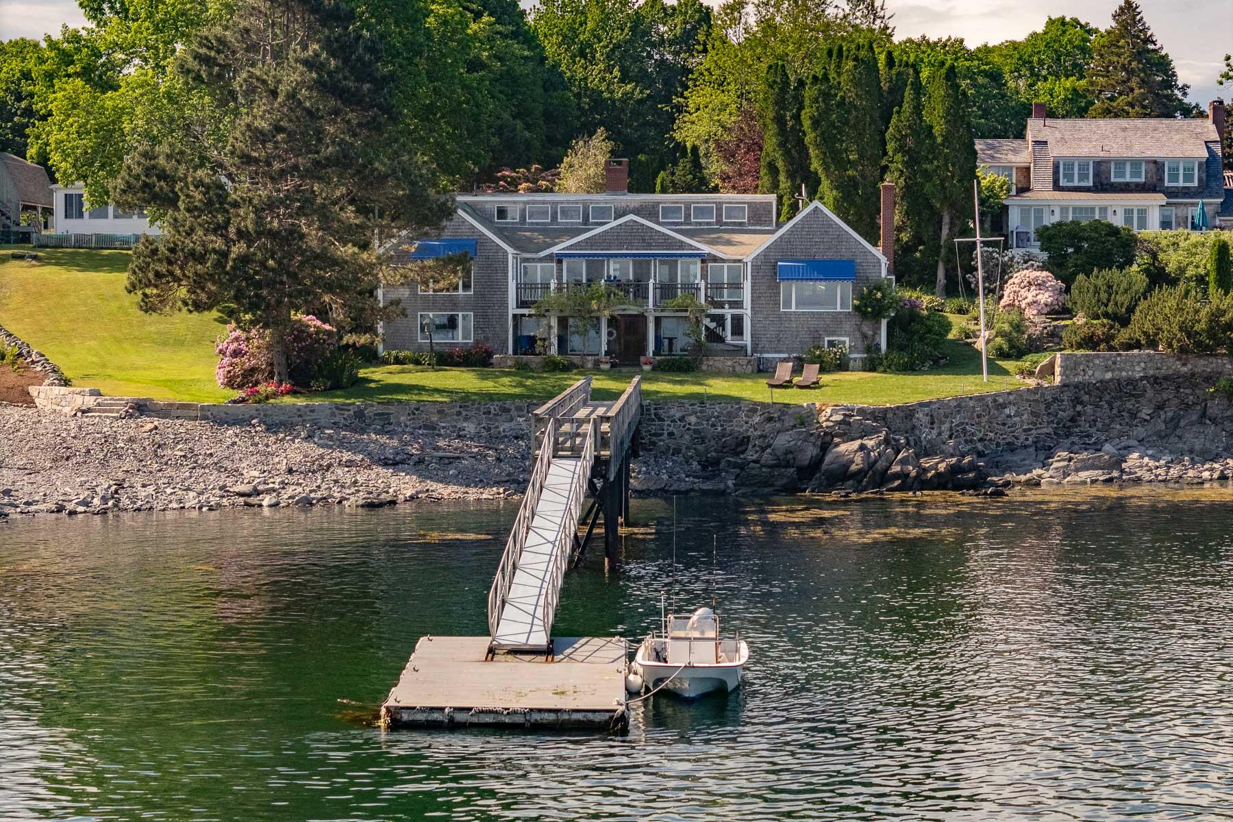 40 Pepperrell Road Kittery, ME 03905 - Photo 3 of 37 3