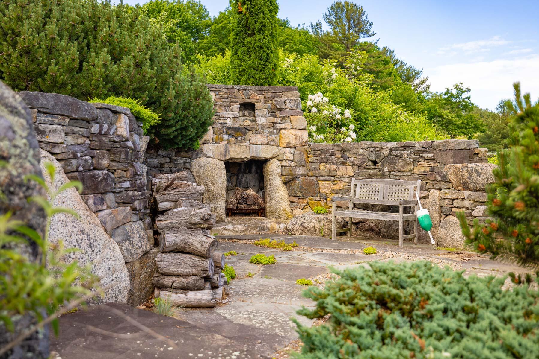 40 Pepperrell Road Kittery, ME 03905 - Photo 6 of 37 6