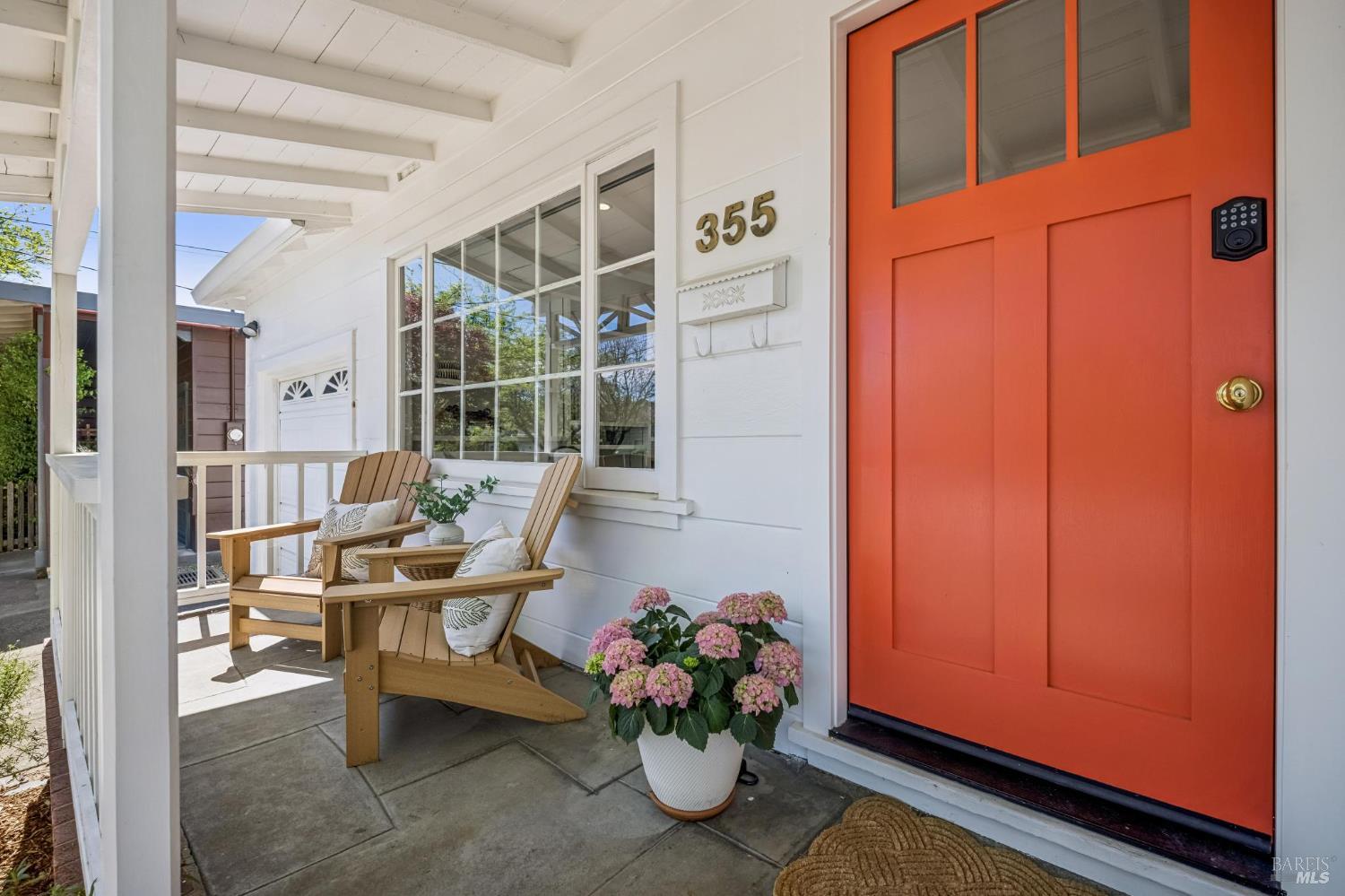 355 Irwin Street San Rafael, CA 94901 - Photo 4 of 49