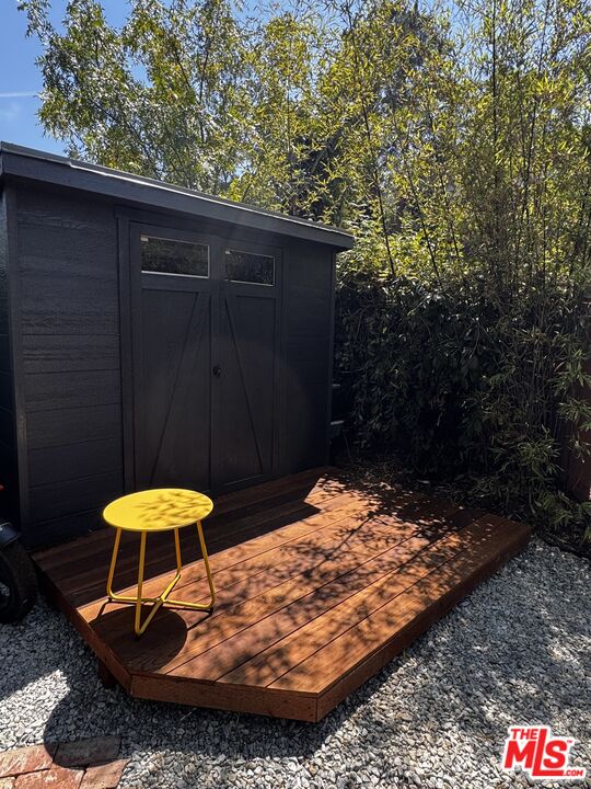 2449 Riverside Place, Unit REAR HOUSE Los Angeles, CA 90039 - Photo 5 of 31