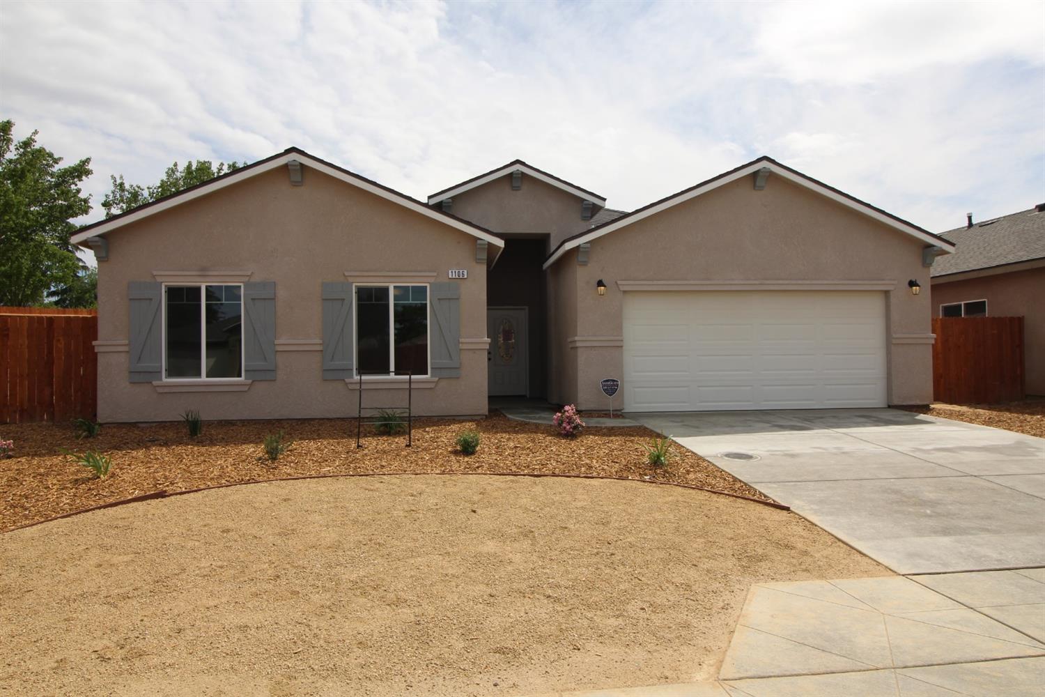 1106 Riverside Drive Madera, CA 93638 - Photo 1 of 31 Gallery Image 1