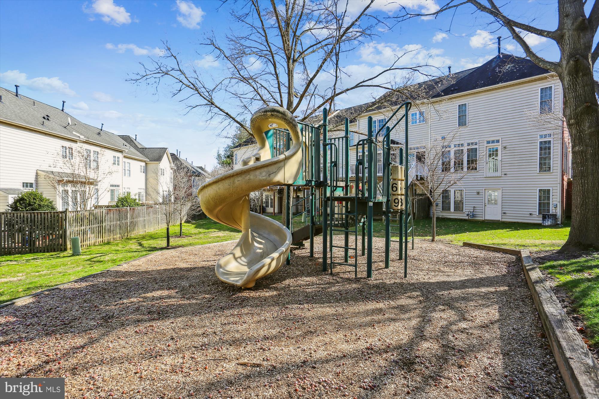 217 Highland Ridge Avenue Gaithersburg, MD 20878 - Photo 32 of 47
