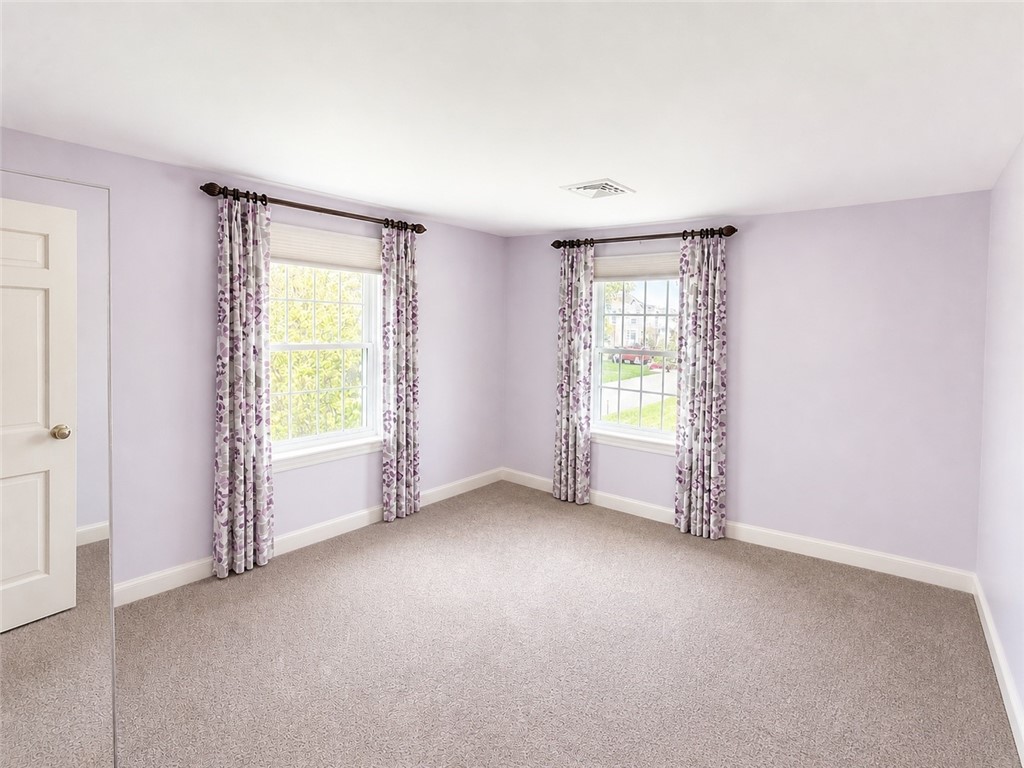 7 Beech Tree Road East Providence, RI 02916 - Photo 8 of 9