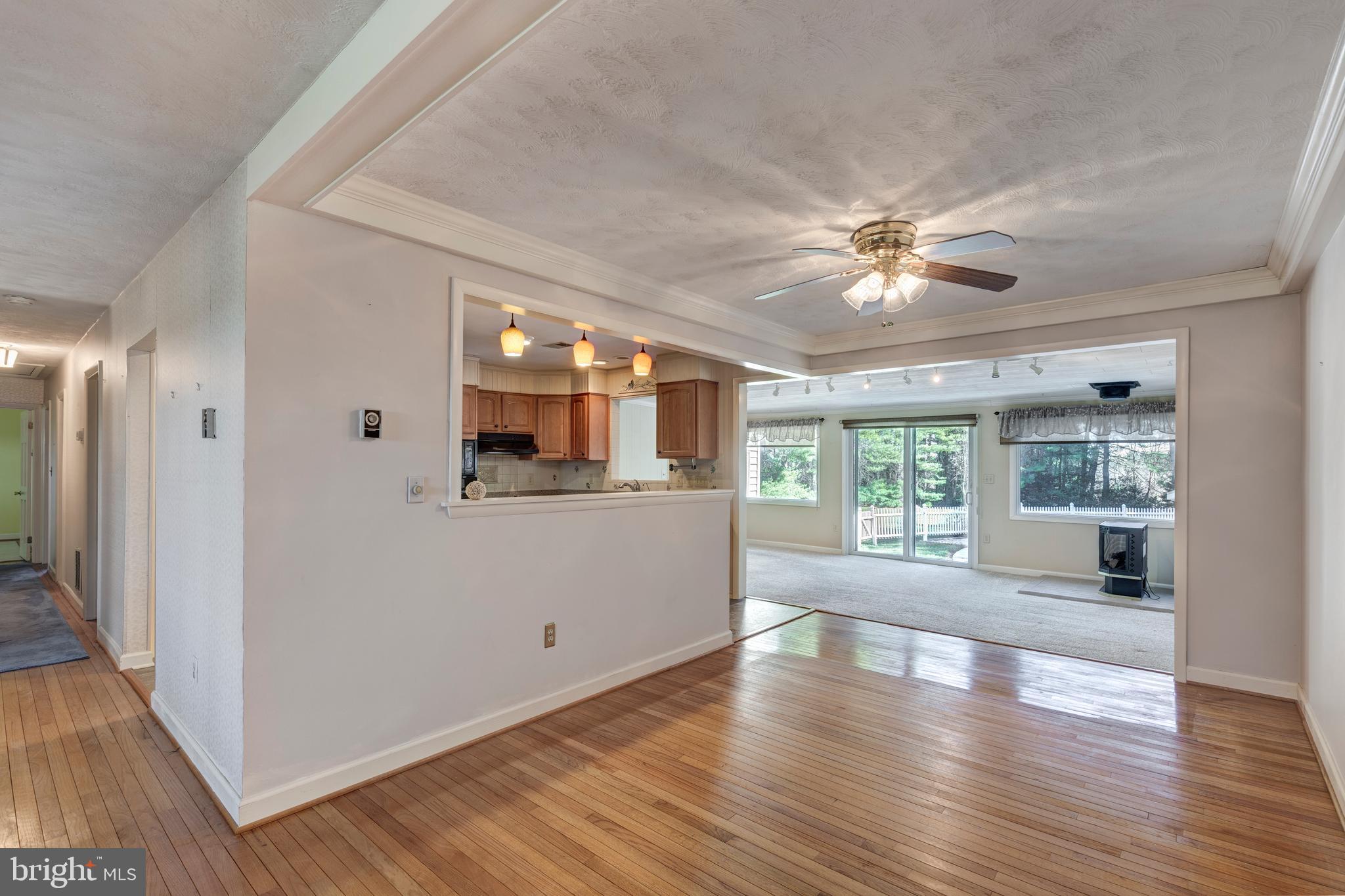 19531 Middletown Road Freeland, MD 21053 - Photo 6 of 51 Dining Area