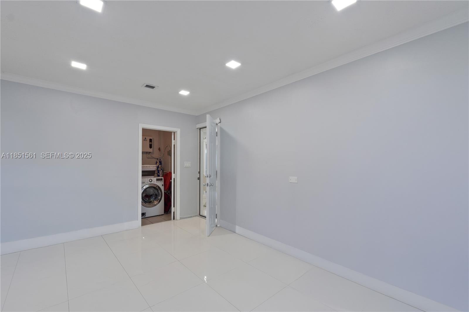 14725 Southwest 90th Terrace Miami, FL 33196 - Photo 33 of 50