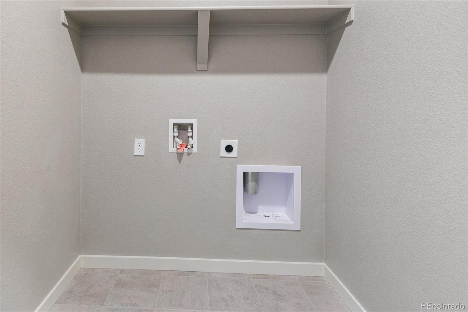 3458 Belleville Ridge Road Elizabeth, CO 80107 - Photo 26 of 27 a view of a small space