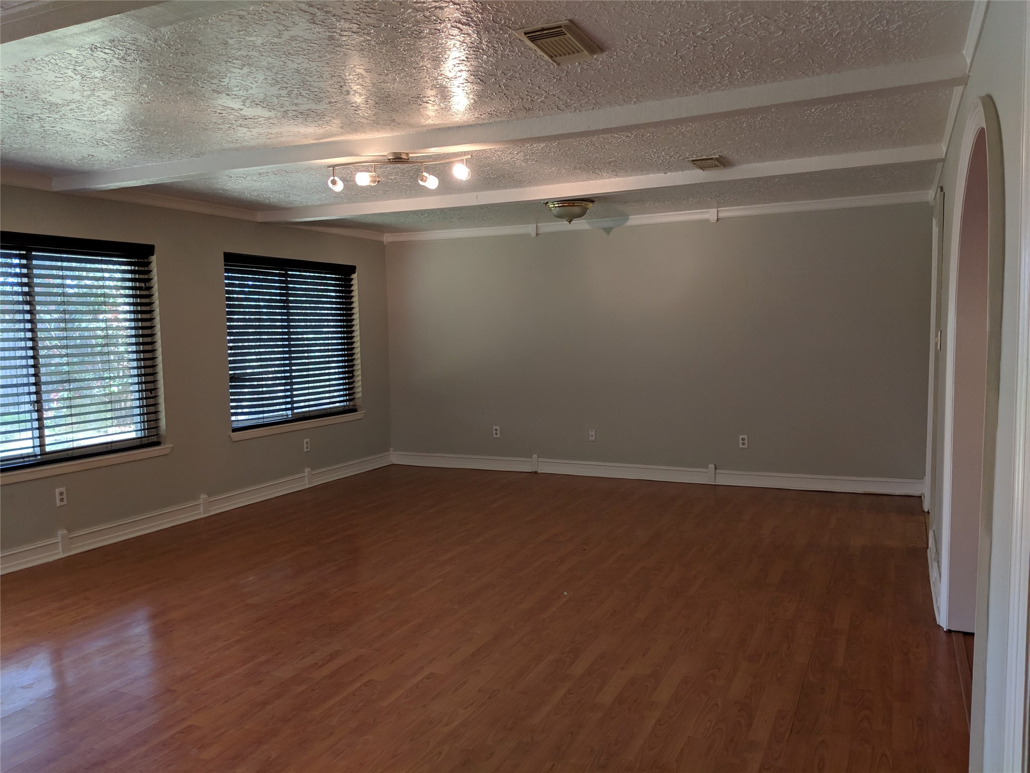 5519 Birchgate Drive Spring, TX 77373 - Photo 3 of 24