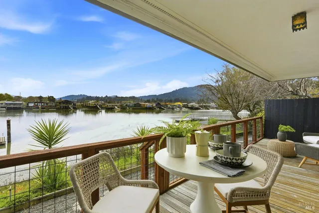 $1,535,000 | 835 South Eliseo Drive, Greenbrae, CA 94904