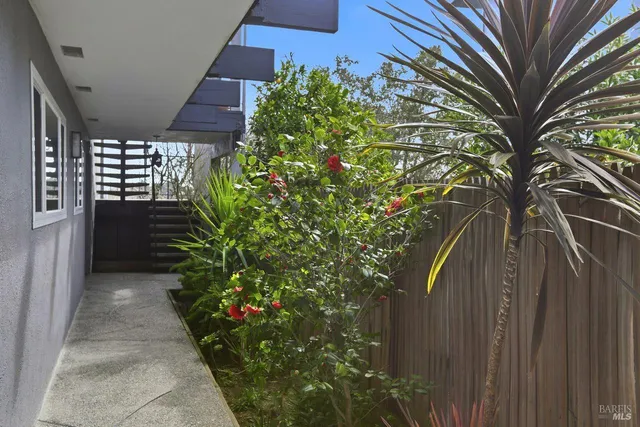 $1,535,000 | 835 South Eliseo Drive, Greenbrae, CA 94904