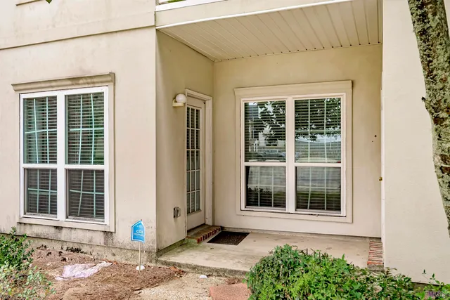 $1,400 | 4625 Burbank Drive, Unit 201, Baton Rouge, LA 70820