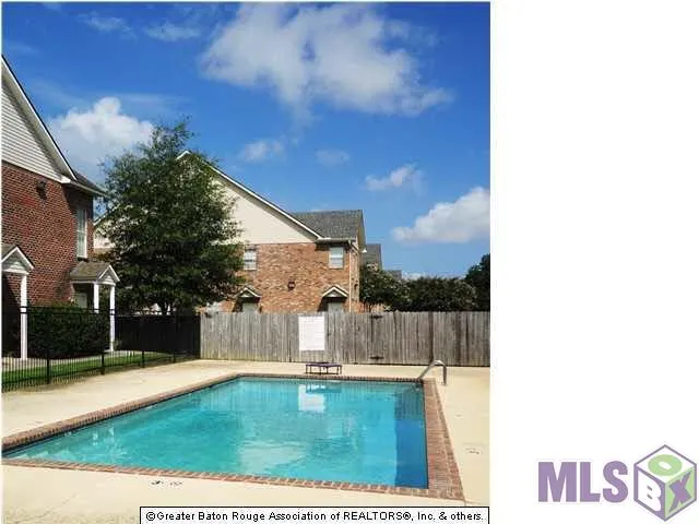 $1,400 | 4625 Burbank Drive, Unit 201, Baton Rouge, LA 70820