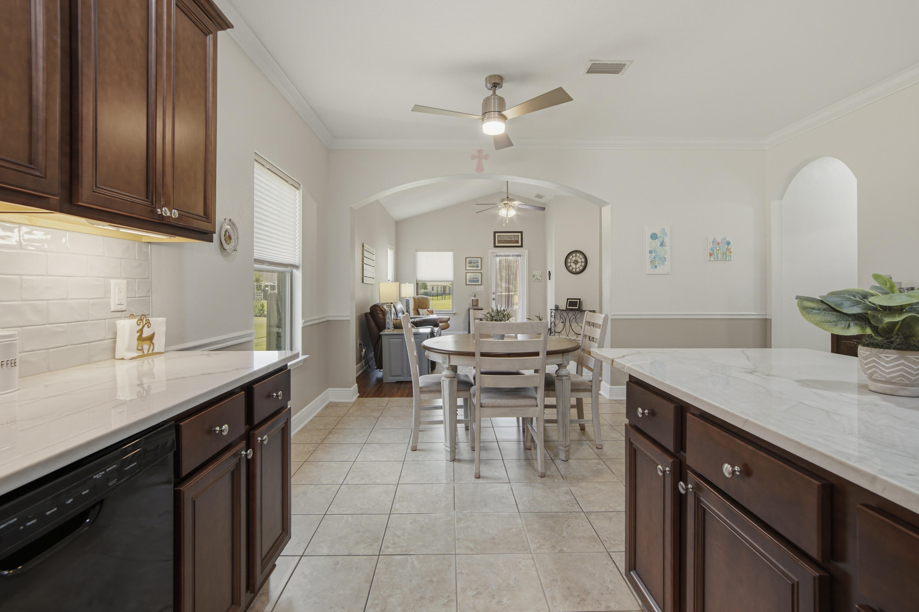 240 Whitman Way Freeport, FL 32439 - Photo 12 of 68 DSC00049 (1)