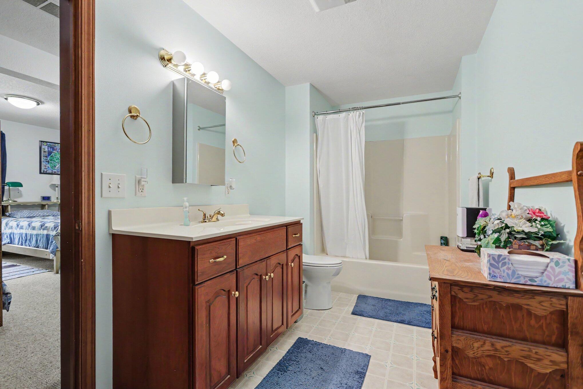 331 East Fenn Road Coldwater, MI 49036 - Photo 21 of 39 018_file_9858