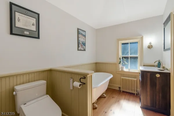 $849,900 | 962 Old York Road, Neshanic Station, NJ 08853