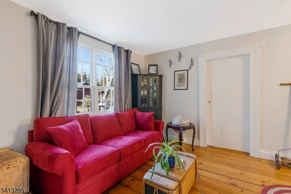 $849,900 | 962 Old York Road, Neshanic Station, NJ 08853