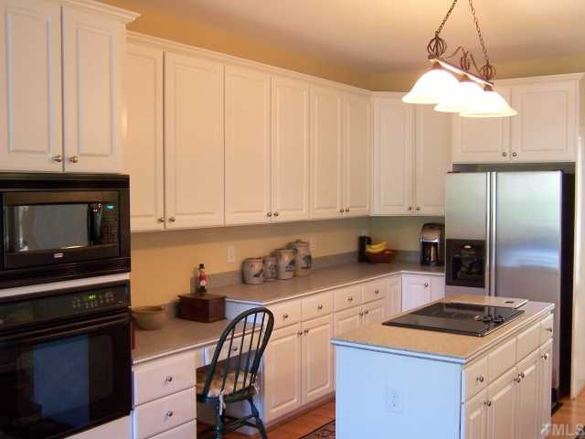 5501 Killarney Hope Drive Raleigh, NC 27613 - Photo 8 of 9 Kitchen