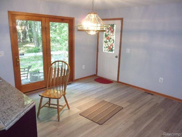 6784 Edwards Road Belleville, MI 48111 - Photo 32 of 39 150_0423.JPG