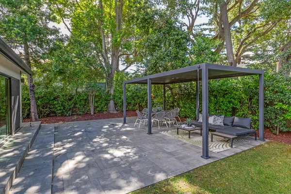 $3,998,000 | 1240 Colonial Oaks Drive, Los Altos, CA 94024