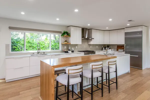 $3,998,000 | 1240 Colonial Oaks Drive, Los Altos, CA 94024
