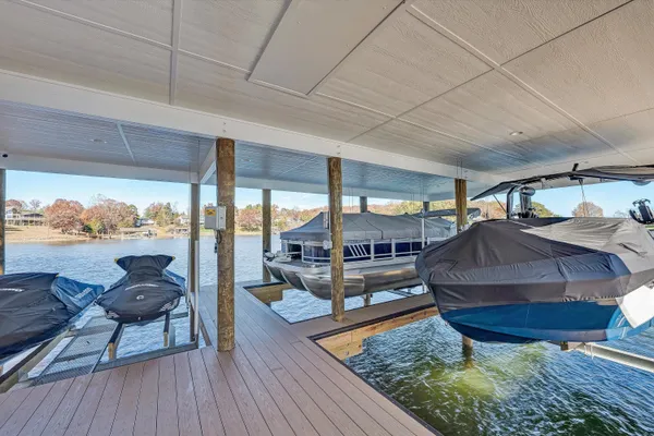 $5,950,000 | 128 Oaklawn Drive, Moneta, VA 24121